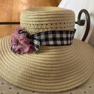 Handmade sun hat w bee & rhinestone detail. Gingham black/white ribbon detail